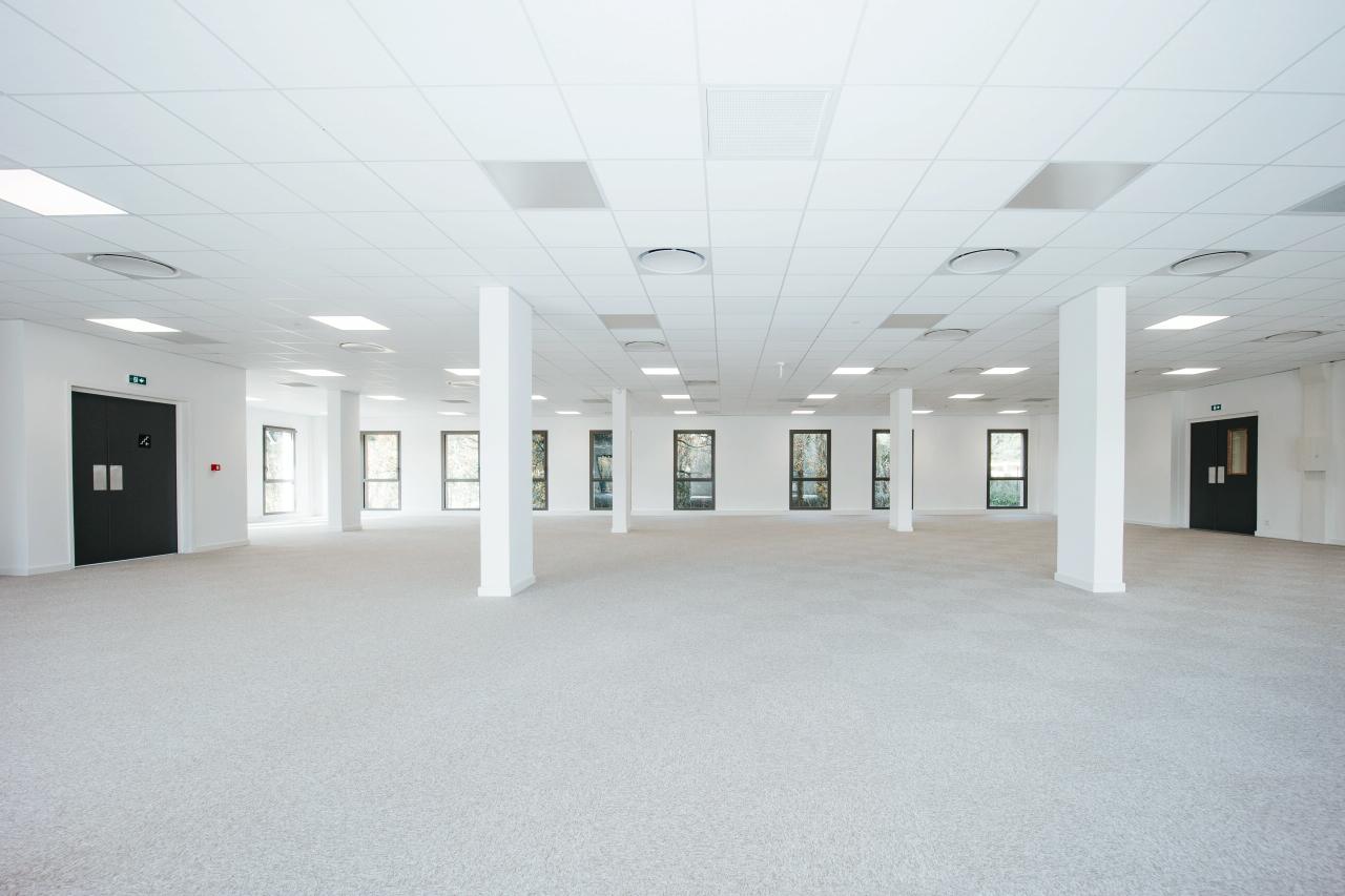 Bureau Aix-en-Provence 5363m² Location bureau Aix-en-Provence Bouches-du-Rhône OLBUR2115098 20